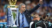 José Mourinho já conquistou a Premier League por três vezes, todas elas pelo Chelsea - Getty Images