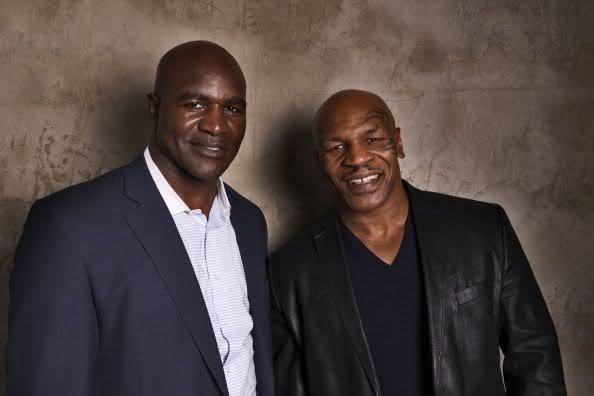 Mike Tyson e Evander Holyfield - GettyImages