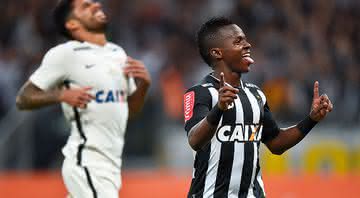 Cazares comemorando gol com contra o Corinthians - GettyImages