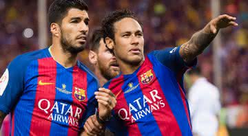 Neymar e Suárez atuando juntos no Barcelona - GettyImages