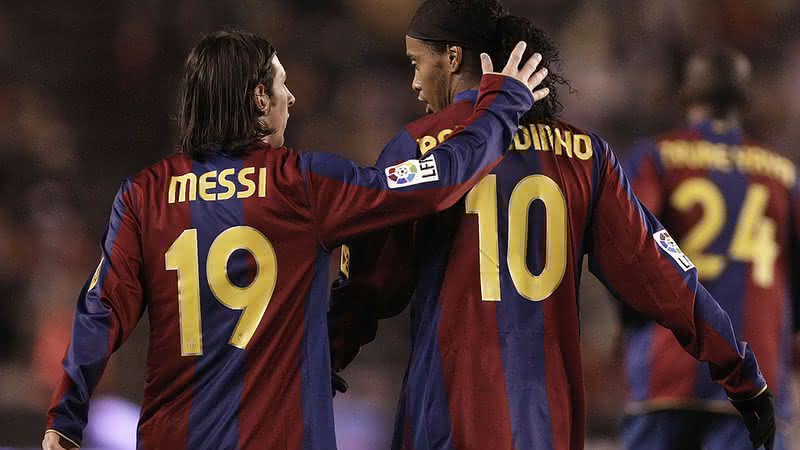 Quem foi melhor no auge Ronaldinho ou Messi?