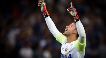 Fábio em ação com a camisa do Cruzeiro - GettyImages