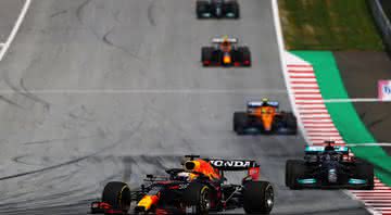 Na Fórmula 1, Verstappen não deu chances para Hamilton no GP da Estíria - GettyImages