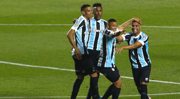 Jogadores do Grêmio comemorando o gol diante do Juventude pelo Brasileirão - GettyImages