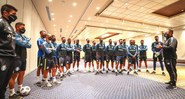 Jogadores do Grêmio reunidos com a comissão técnica - Lucas Uebel /Grêmio FBPA/ Fotos Públicas