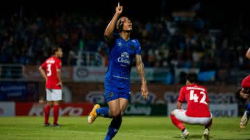 Ex-CSA e Sampaio Corrêa, Gustavinho comemora bom início em novo clube - Divulgação/ Ayutthaya United