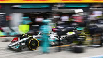 Hamilton ficou extremamente irritado com a Mercedes e a decisão que a equipe tomou - GettyImages
