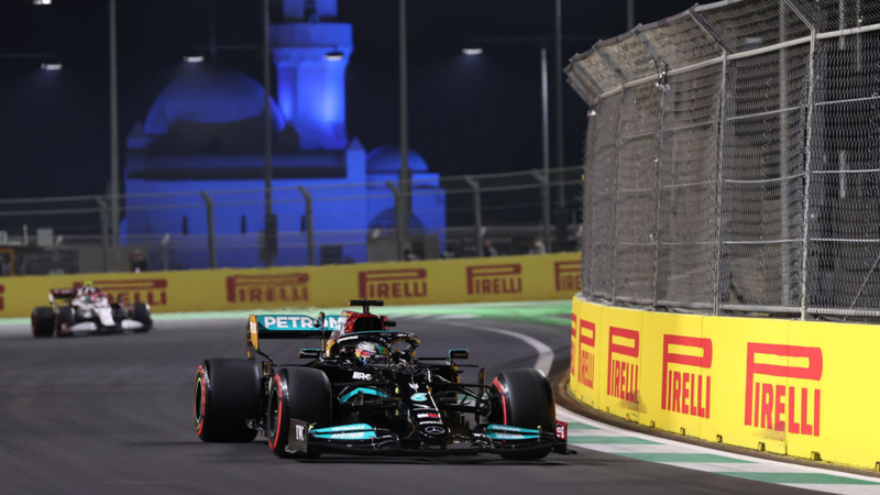 GP da Arábia Saudita: Verstappen bate no fim, e Hamilton confirma pole - GettyImages
