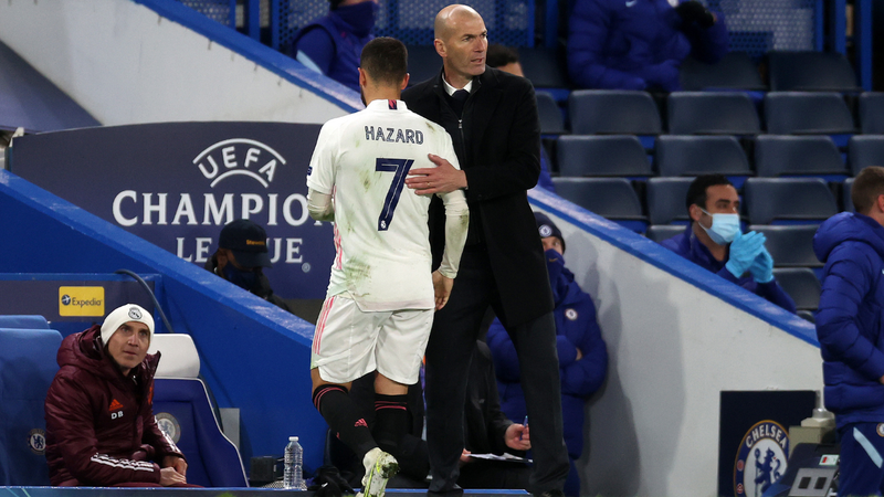 Hazard brinca com jogadores do Chelsea e é criticado pela imprensa - Getty Images