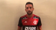 Isla é convocado para disputar as Eliminatórias e desfalca o Flamengo - Transmissão Twitter Flamengo