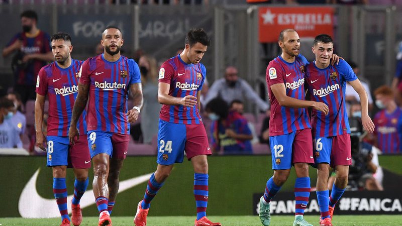 Jogadores do Barcelona comemorando depois do gol - GettyImages