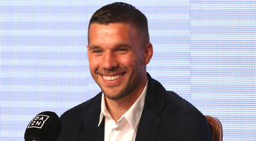 Lukas Podolski, jogador sonho da torcida do Flamengo durante entrevista - GettyImages