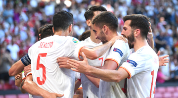 Jogadores da Espanha comemorando o gol diante da Croácia pela Eurocopa - GettyImages