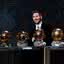Messi junto com seus seis Prêmios de Melhor do Mundo - GettyImages