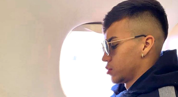 Kaio Jorge dentro do avião a caminho da Itália, para assinar com a Juventus - Reprodução/Instagram