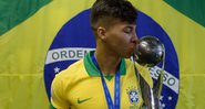 Jovem do Santos tem chamado atenção dos treinadores que o comandaram até então - Instagram