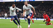 Em jogo eletrizante, Tottenham e Liverpool empatam no Inglês - GettyImages
