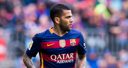 Daniel Alves deixou claro que voltaria ao Barcelona no futuro - GettyImages