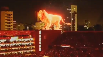 Leão 3D foi uma das atrações da reinauguração do estádio - Reprodução Twitter