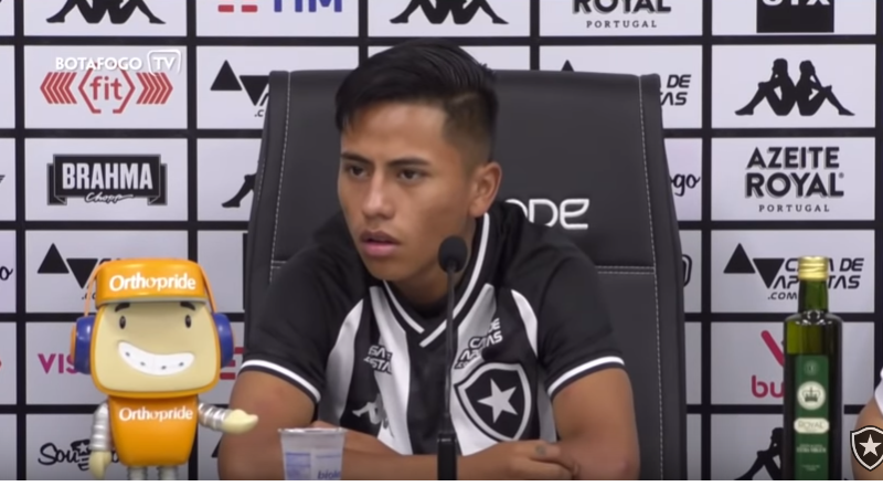 Peruano é cotado como principal aposta do Botafogo para temporada - reprodução/Botafogo TV