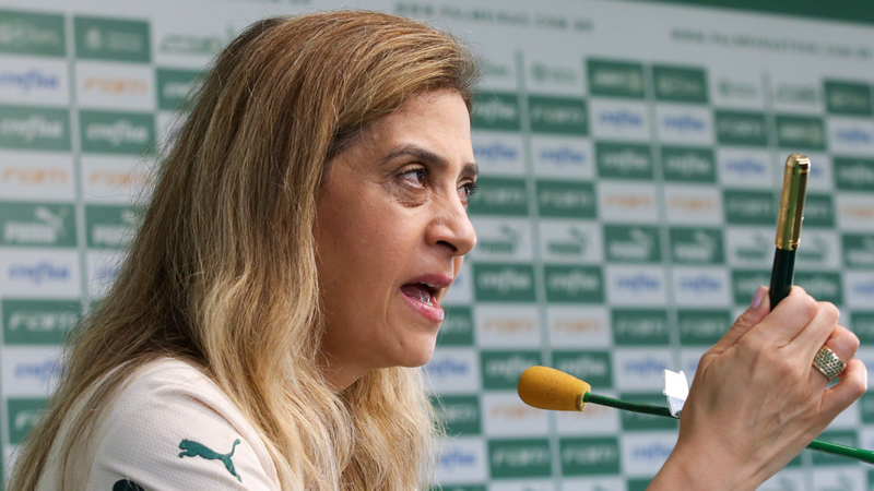 Leila Pereira em coletiva de imprensa - Fabio Menotti/SE Palmeiras/Flickr