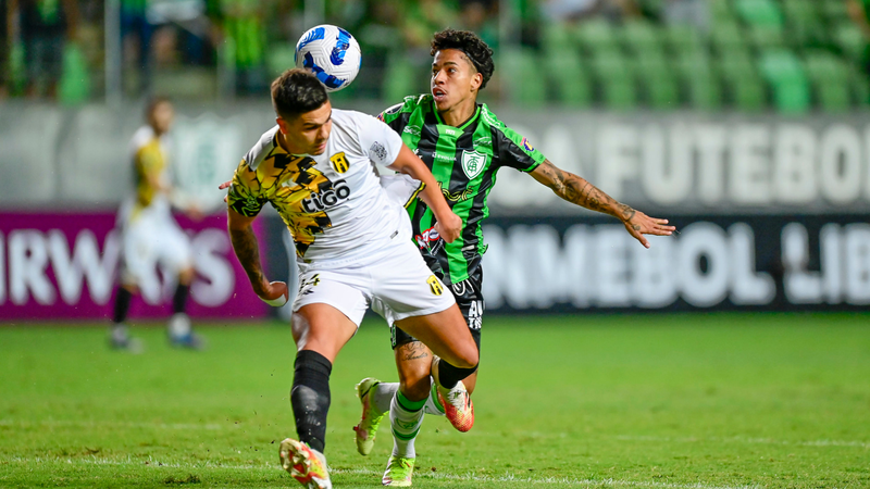 O América-MG enfrentou o Guaraní e não conseguiu sair com a vitória na estreia da Libertadores - Mourão Panda / América