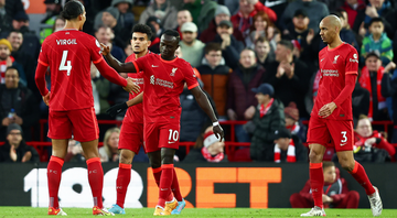Liverpool bate o West Ham na Premier League - Getty Images