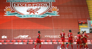 Liverpool lança uniforme para a temporada 2020/2021 após acordo com novo fornecedor - GettyImages