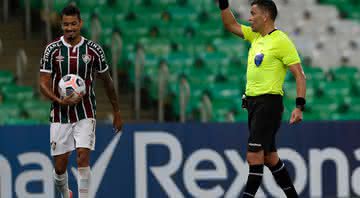Lucca foi flagrado fazendo gestos para a torcida do Fluminense, após vitória contra o Sport - GettyImages