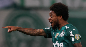 Luiz Adriano recebe advertência - Flickr - Cesar Greco/Palmeiras