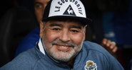Maradona aparece acenando para criança em possível último registro em vida - GettyImages