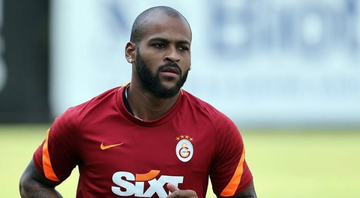 Marcão, do Galatasaray, foi expulso após agredir companheiro de equipe - Reprodução/Instagram