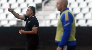 Marcelo Chamusca pode deixar o Botafogo, após empate com Cruzeiro - Vitor Silva/ Botafogo