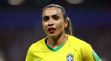 Marta, com a camisa da Seleção Brasileira durante a passagem pela Paraíba - GettyImages