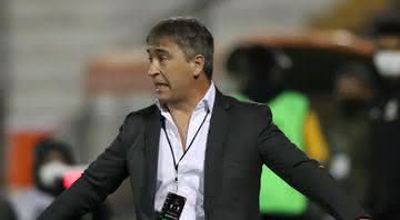 Técnico do Deportivo Lara exalta força do Santos, mas quer time sem medo de errar - GettyImages