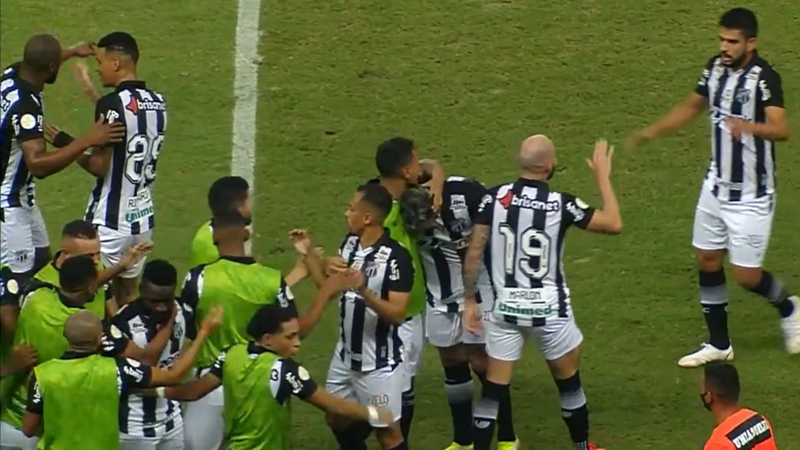O Ceará atropelou o General Caballero na Copa Sul-Americana - Transmissão Premiere