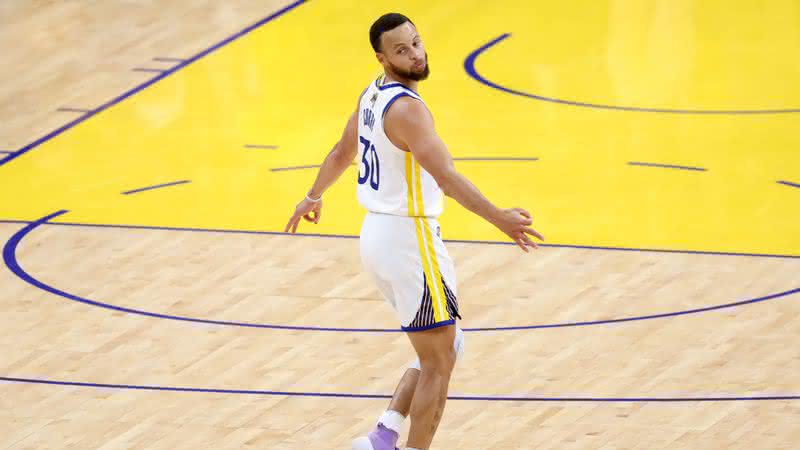 Curry e os Warriors querem vencer o Boston Celtics no jogo 6 da final da NBA - GettyImages