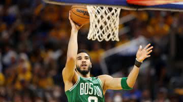 NBA tem vitória dos Celtics diante dos Warriors no jogo 1 das finais - GettyImages