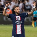 Neymar ganhou o apoio da imprensa e de companheiros do PSG após a vitória no Campeonato Francês - GettyImages