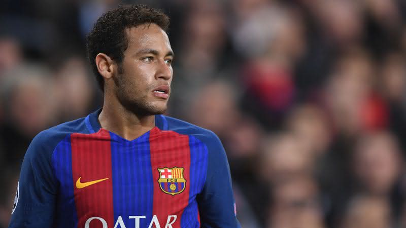 Neymar em ação com a camisa do Barcelona - GettyImages