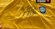 Pelé presenteia Tom Brady com camisa autografada - Instagram