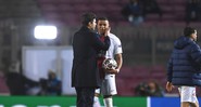 Pochettino com Mbappé em partida do PSG na Champions - GettyImages
