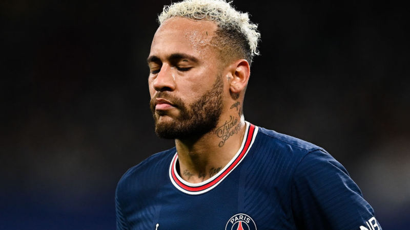 Neymar vem recebendo críticas no PSG e foi alvo de vaias no último jogo do PSG no Campeonato Francês - GettyImages