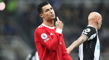 Cristiano Ronaldo deve sair do Manchester United - Getty Images