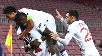 Jogadores do PSG comemorando o gol diante do Clermont pelo Campeonato Francês - GettyImages