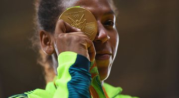 Rafaela Silva no lugar mais alto do pódio quatro anos depois da decepção em Londres - David Ramos/Equipa