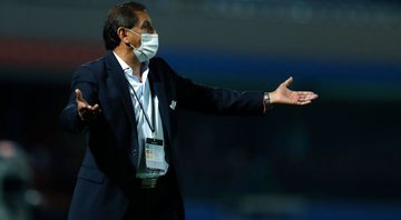 Ramón Díaz em ação pela Seleção da Bolívia - GettyImages