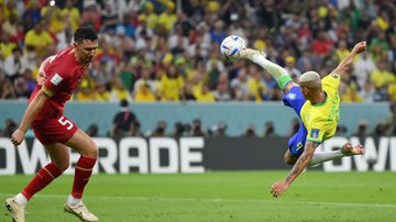 Richarlison marcou um golaço pelo Brasil na estreia da equipe na Copa do Mundo - GettyImages
