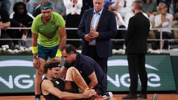 Alexander Zverev é rival de Rafael Nadal, mas o tenista segue com problemas no tornozelo e está fora do US Open - GettyImages