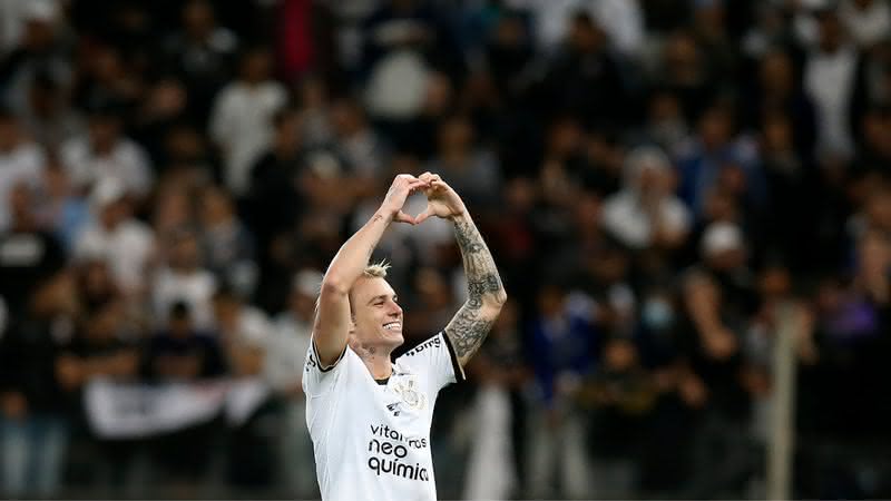 Corinthians: Róger Guedes mostra olho roxo após choque - GettyImages